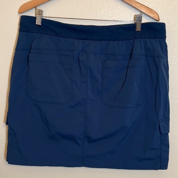 Athleta Navy Blue Cargo Skirt Size 16T - Picture 7 of 15